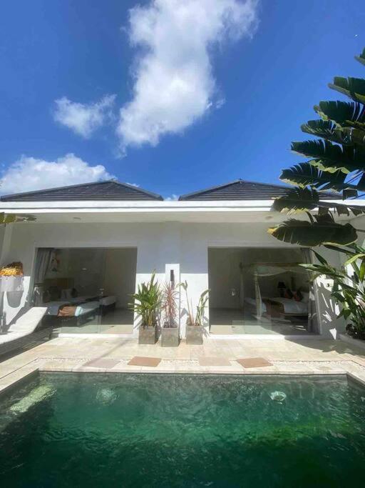 Umara Bali X Aydin Kerobokan Bali *